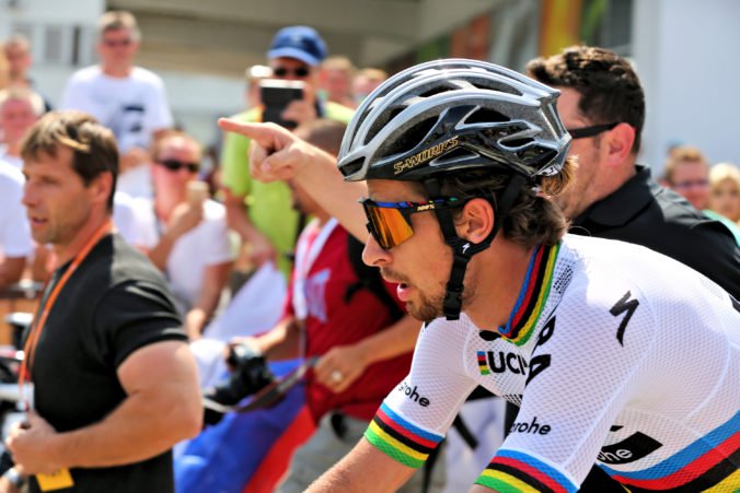 Video: Sagan už nie je lídrom bodovacej sútaže na Tour Down Under, štvrtú etapu vyhral Impey