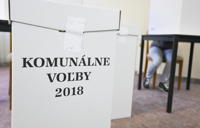 Voľby poslancov v obci Lipovec sú neplatné, ústavný súd aj niektoré sťažnosti zamietol