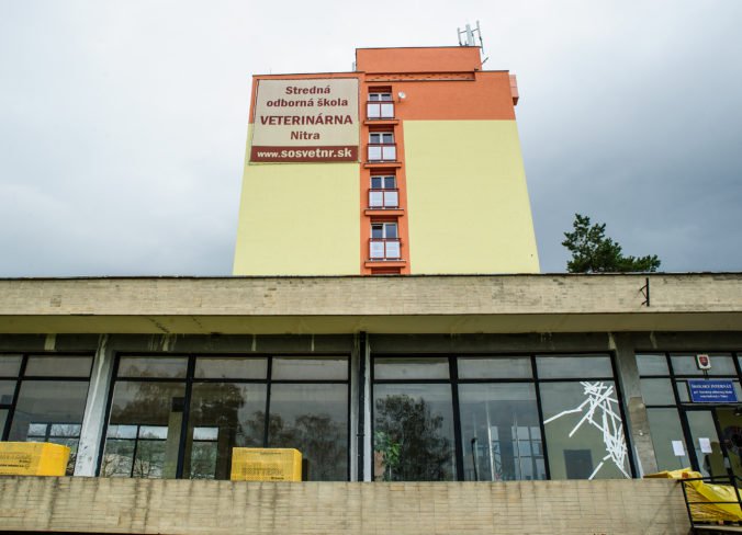 Rekonštrukciu strednej odbornej školy v Nitre nemá kto dokončiť, aj tretiu súťaž kraj zrušil