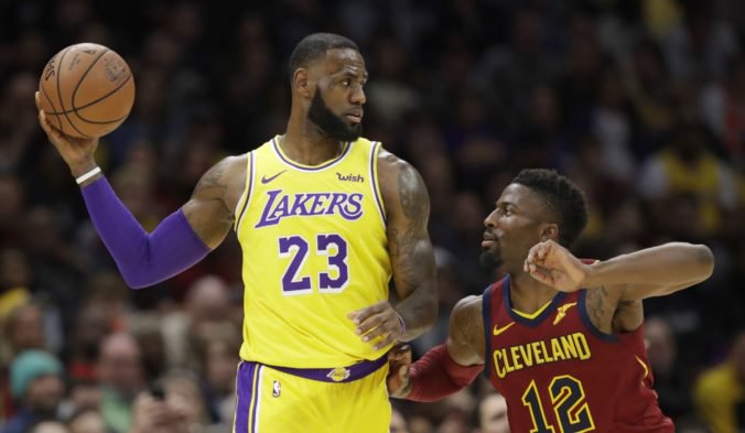 Zverejnili mená kapitánov v Zápase hviezd NBA, najviac hlasov fanúšikov získal LeBron James