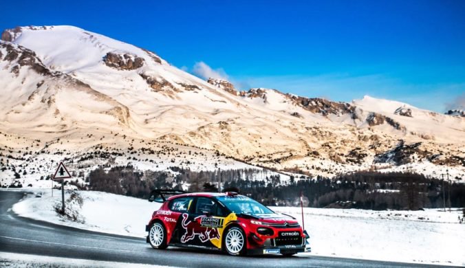 Sébastien Ogier ostal lídrom Rely Monte Carla, na krk mu dýcha Neuville