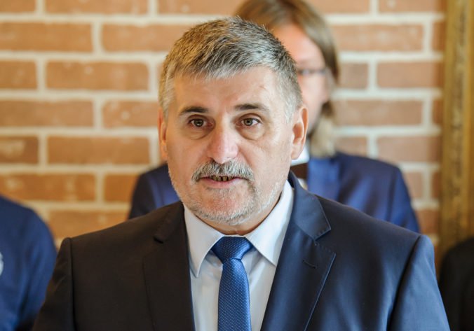 Štefan Štefek bude žiadať odškodné pre nezákonné obvinenie, ktoré spája s komunálnymi voľbami