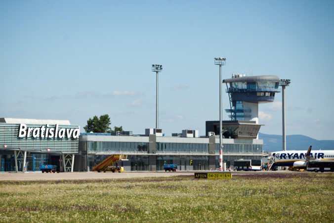 Bratislavské letisko odôvodnilo uzavretie vedľajšej dráhy, ktoré potrvá viac ako tri mesiace