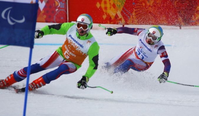 Skvelý Kubačka vyhral obrovský slalom Svetového pohára vo Veysonnaze, Haraus získal druhé miesto