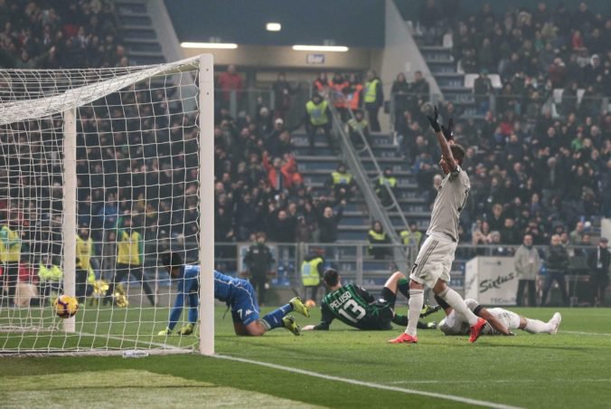 Video: Juventus potvrdil v Sassuole úlohu favorita, nezaváhalo ani milánske AC