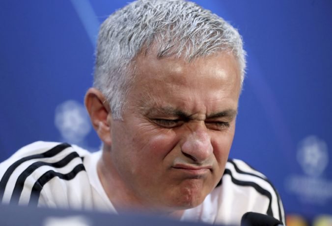 Manchester United vyčíslil, koľko ho stálo odvolanie Mourinha z postu trénera