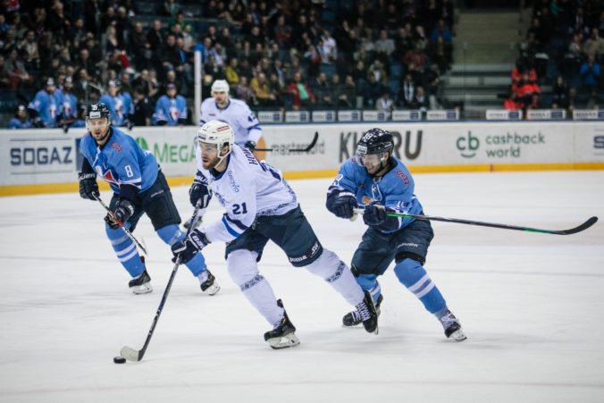 Víťazstvo nad Dinamom potešilo, ale sezóna v KHL nie, hodnotí kapitán „belasých“ Sersen