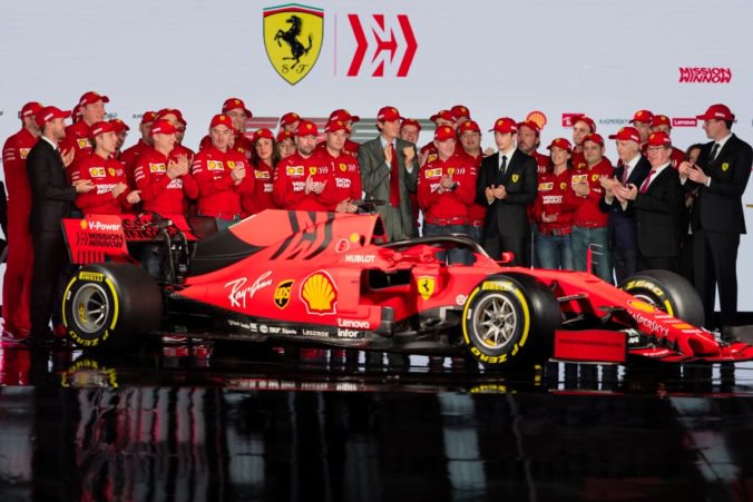 Ferrari predstavilo verejnosti nový monopost pre blížiaci sa ďalší ročník F1