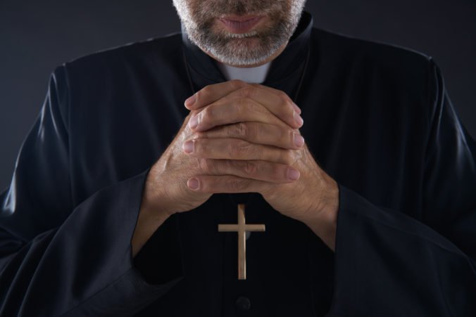 Vatikánskeho vyslanca Venturu vyšetrujú za sexuálne obťažovanie muža