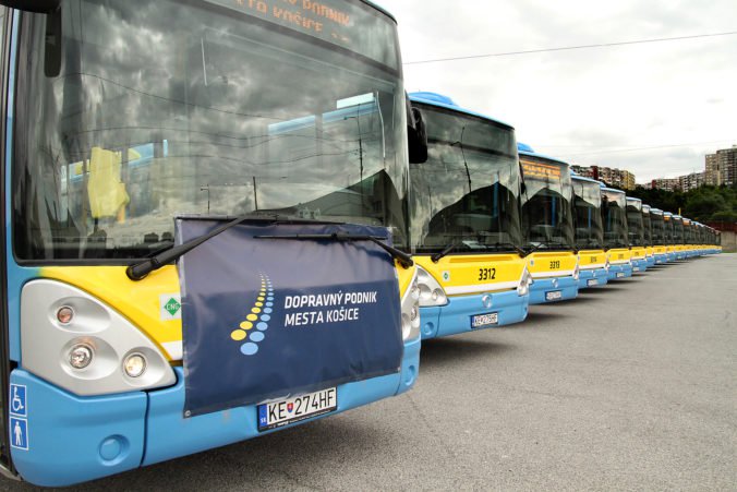 Desiatky autobusových zastávok v Košiciach prejdú rekonštrukciou, dopravný podnik avizuje zmeny