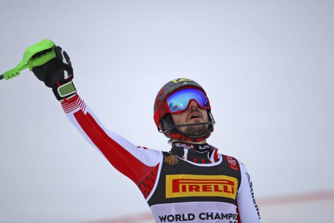 Hirscher na MS v zjazdovom lyžovaní obhájil titul v slalome, Žampa na druhé kolo nenastúpil