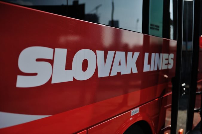 Slovak Lines pre obmedzenia v Bratislave odporúča cestujúcim využiť verejnú dopravu