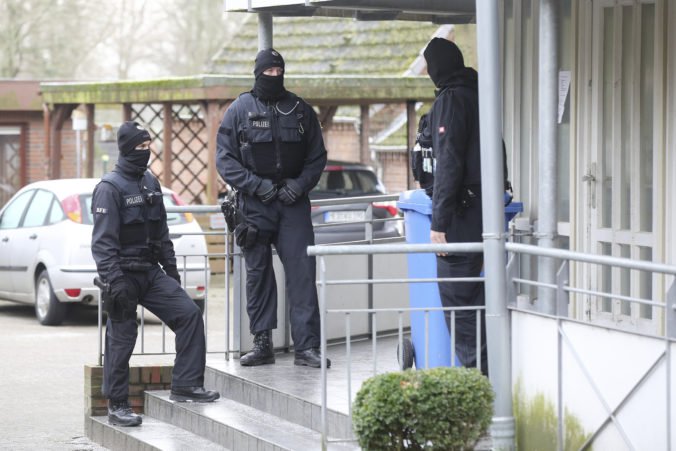 Extrémisti údajne plánujú útok v Nemecku, polícia vykonáva rozsiahle razie