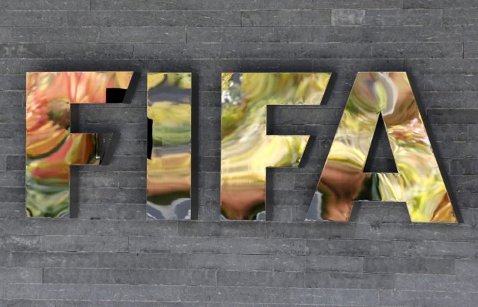 Princíp hodinových ručičiek, FIFA chce zjednodušiť pravidlo o hraní rukou