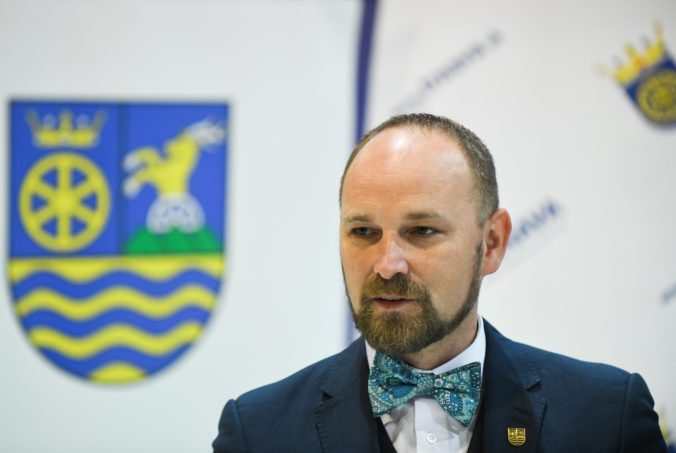 Trnavský kraj zavádza nový spôsob podávania žiadostí o granty, Viskupič vysvetlil dôvod