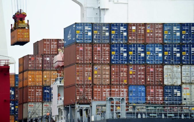Ak USA uplatnia clo na tovar z Číny, jej export by sa podľa inštitútu Ifo mohol rapídne znížiť
