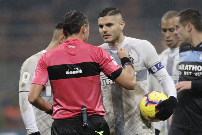 Video: Poškodil tím okolo Škriniara, rozhodca Abisso dostal stopku za penaltu proti Interu