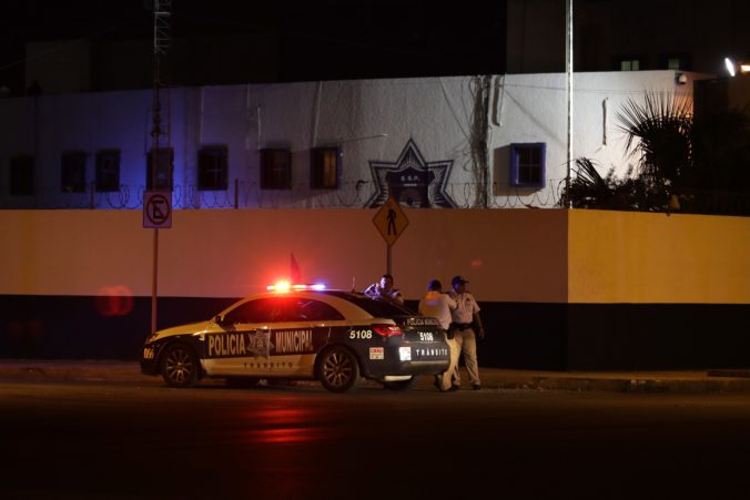 Pri streľbe v Cancúne prišlo o život niekoľko ľudí, polícia v dome zaistila aj drogy