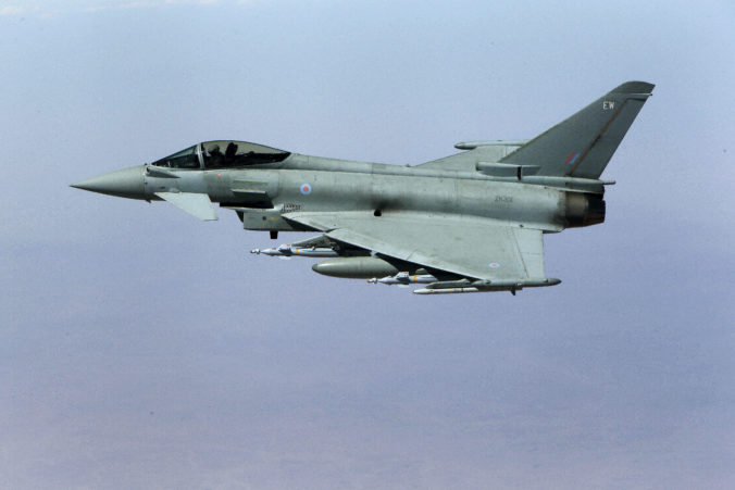 Britské kráľovské letectvo zabilo tisíce nepriateľských bojovníkov pri náletoch v Sýrii a Iraku