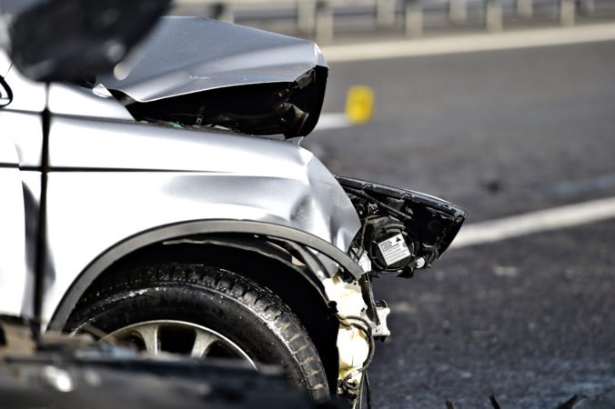 Päť aut sa zrazilo v Žiline, hromadnú zrážku spôsobil jeden vodič