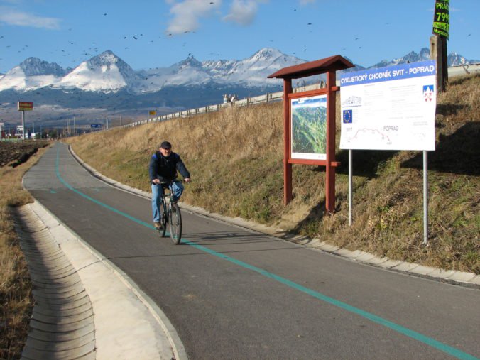 Poprad plánuje výstavbu novej trasy cyklochodníka, o smere však rozhodnú obyvatelia