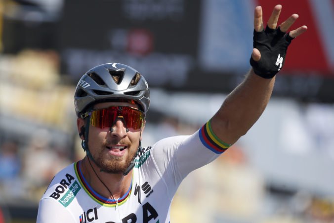 Sagan bojoval v záverečnom šprinte 3. etapy Tirreno-Adriatico a porazil Gaviriu