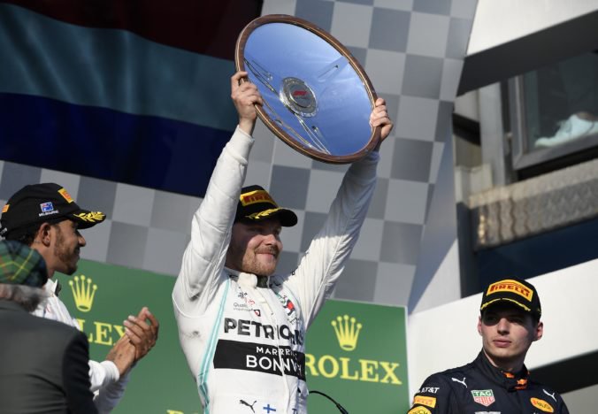Video: Bottas vyhral Veľkú cenu Austrálie, úvodné preteky novej sezóny F1