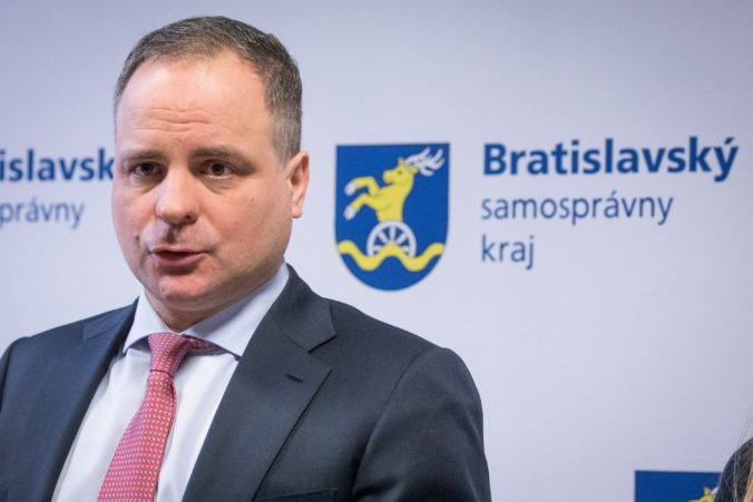Bratislavský samosprávny kraj ako prvý kraj spúšťa program pre stážistov