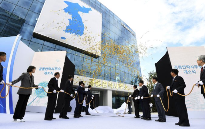 Pchjongjang nečakane stiahol svoj personál zo spoločnej kancelárie s Južnou Kóreou