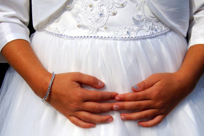 Senát v Mexiku chce určiť minimálny vek pre manželstvo a zakázať svadby mladistvých bez výnimky
