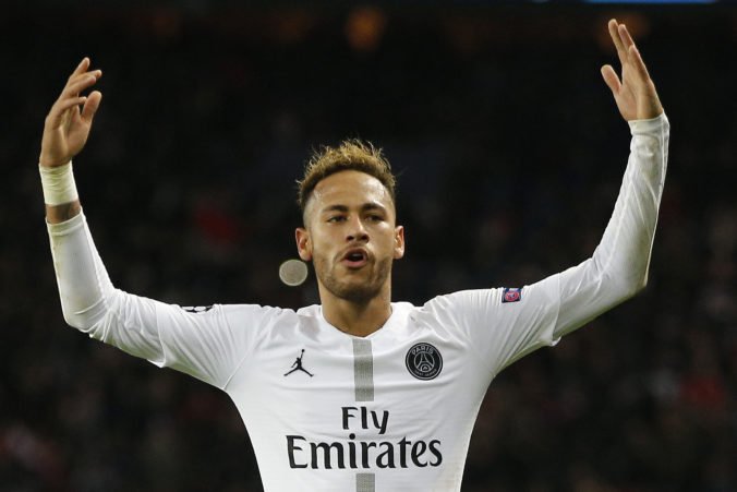 Hviezda PSG Neymar uvažuje o predĺžení kontraktu, pravdepodobnosť zotrvania v Paríži je veľká