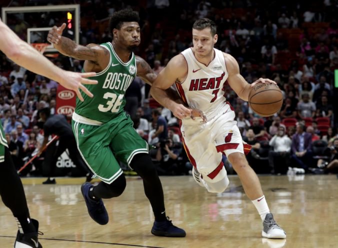 Video: Miami podľahlo Bostonu, Harden nastrieľal 31 bodov a tréner Popovich bol vylúčený Video: Miami podľahlo Bostonu, Harden nastrieľal 31 bodov a tréner Popovich bol vylúčený