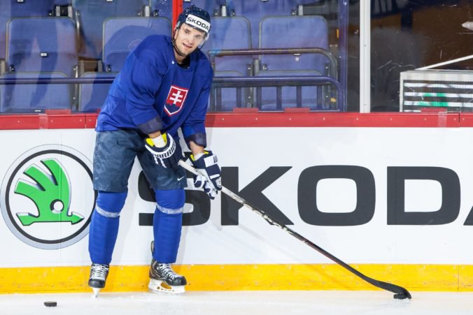Obranca Sekera dostal od „olejárov“ zelenú, môže hrať za Slovensko na MS v hokeji 2019