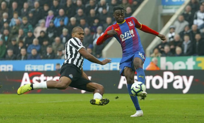 Video: Newcastle doma prehral s Crystal Palace, Dúbravka inkasoval z pokutového kopu
