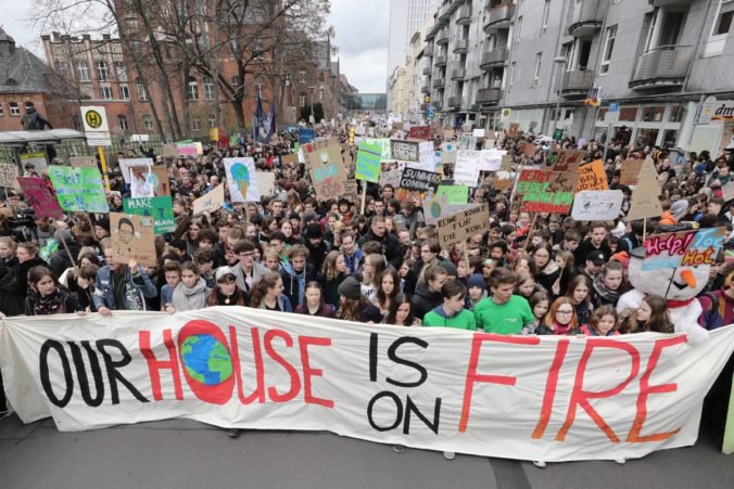 Nemeckí študenti bojujúci proti klimatickým zmenám zverejnili svoje požiadavky