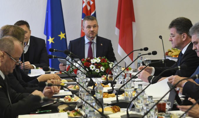 Pellegriniho vláda bude zasadať na východe Slovenska, opäť rozdelia aj miliónovú dotáciu