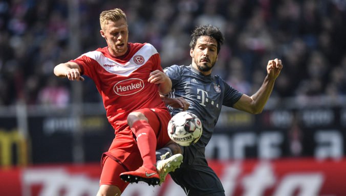Video: Pekarík sa vrátil na bundesligový trávnik, Bayern na pozíciu lídra