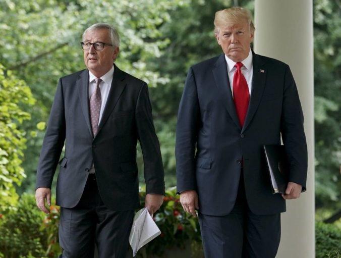 Brusel schválil rokovania s USA o obchodnej dohode, medzi podmienkami je aj sporný bod