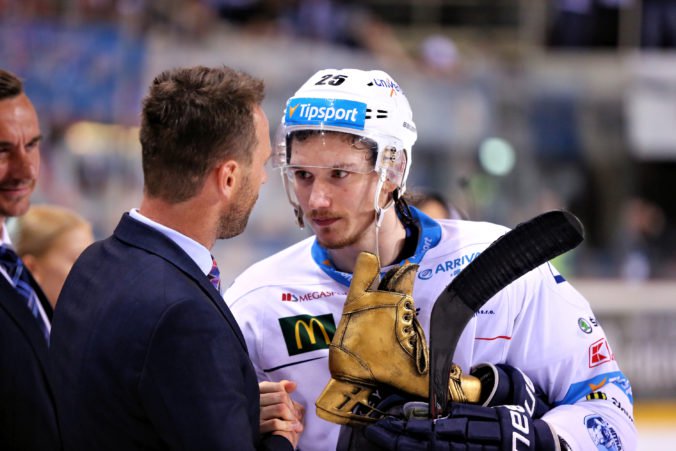 Samuel Buček z Nitry získal zlatú korčuľu pre najužitočnejšieho hráča play-off Tipsport ligy