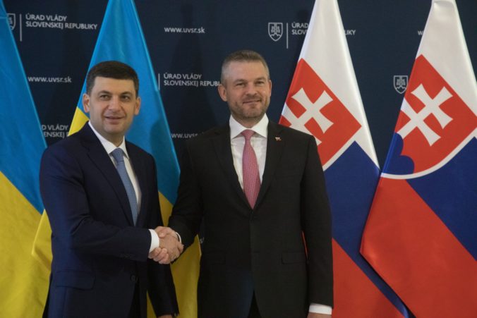 Slovensko by malo pomôcť Ukrajine, tvrdí Pellegrini a s Hrojsmanom odmietli projekt Nord Stream 2