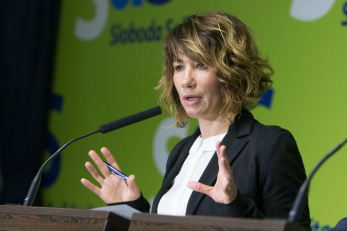 Lucia Ďuriš Nicholsonová je pripravená kandidovať v najbližších parlamentných voľbách
