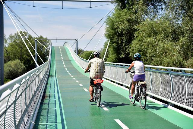 Bratislava použije na rozvoj cyklotrás viac ako milión eur, rozšíri aj systém zdieľania bicyklov