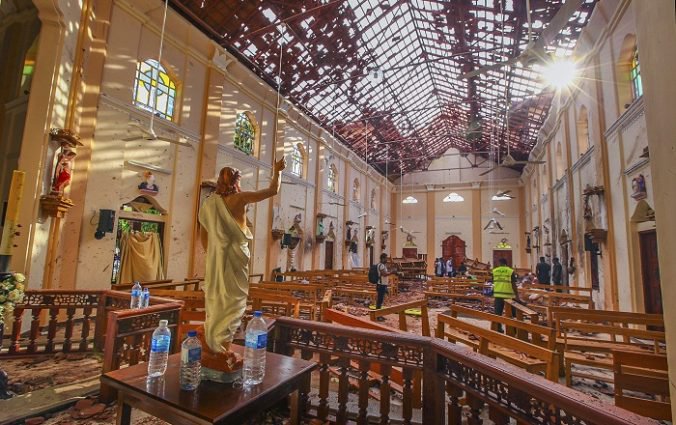 Na Srí Lanke zabíjal Islamský štát, prihlásil sa k výbuchom v kostoloch a hoteloch