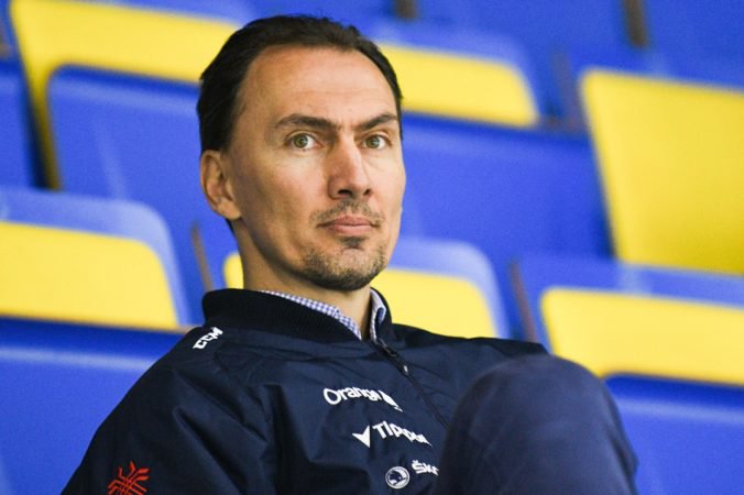 Šatan víta zvýšenie konkurencie v tíme, od hráčov z NHL očakáva líderstvo na ľade aj mimo neho