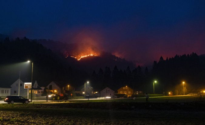 Na juhu Nórska horia lesy, požiare sa môžu rozšíriť naprieč Európou
