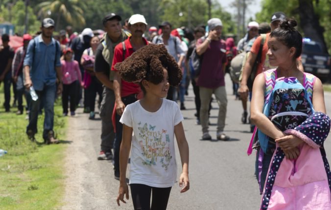 Z detenčného centra utiekli stovky migrantov z Kuby, niektorí sa dobrovoľne vrátili