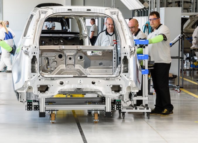 Jaguar Land Rover sa pripravuje na rozšírenie produkcie, v Nitre by mal vyrábať ďalší model auta