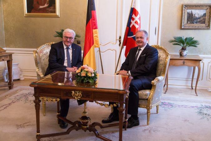 Kiska udelí Mojtovi štátne vyznamenanie a bude rokovať aj s nemeckým prezidentom