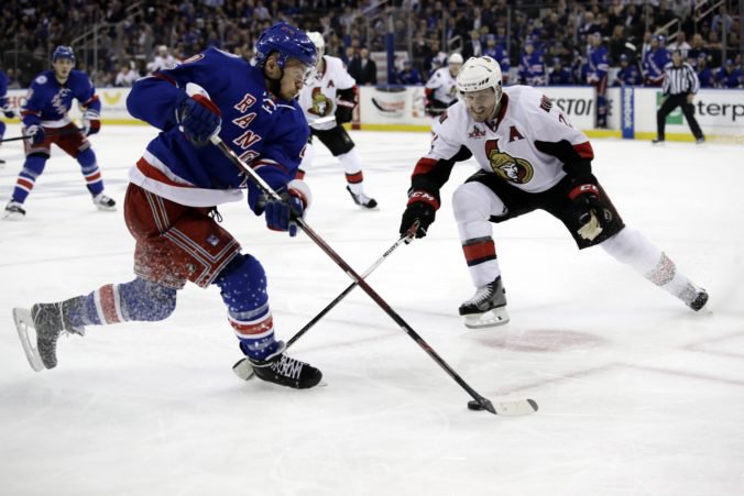 „Jazdci“ z New Yorku rozšírili svoje rady, zámorskú NHL okúsi dvojica ruských mladíkov