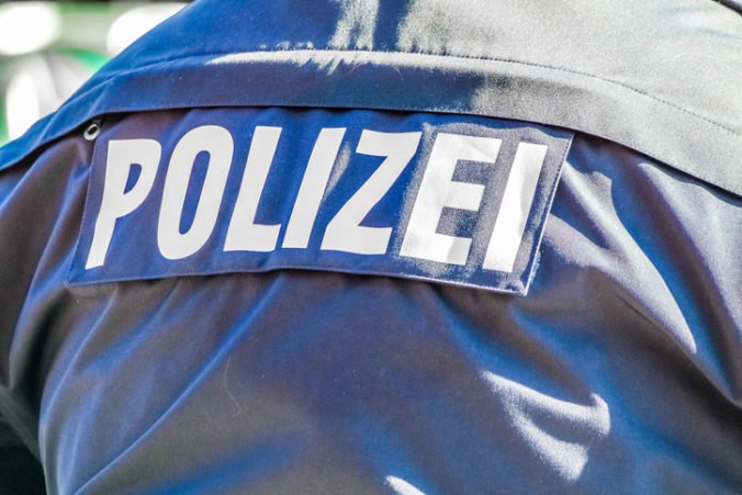 Polícia v Nemecku rozložila jednu z najväčších online platforiem na obchodovanie s drogami